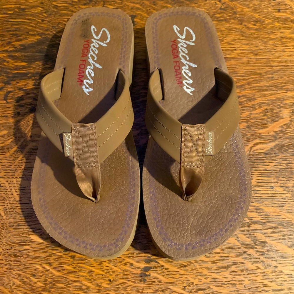 Skechers Tan Women's Sandals